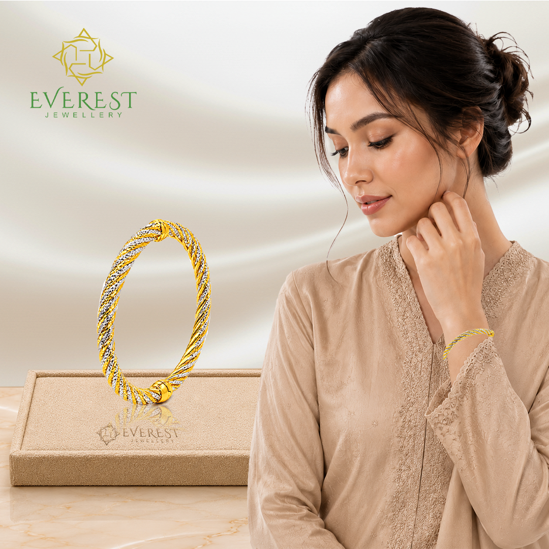 916 2C Cyrstal Cut Swirling Bangle