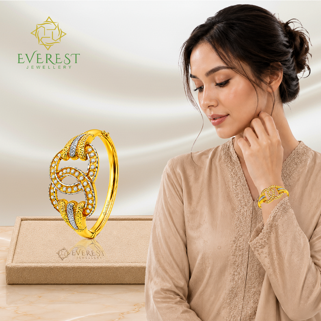 916 2C Wavy CC Spring Bangle